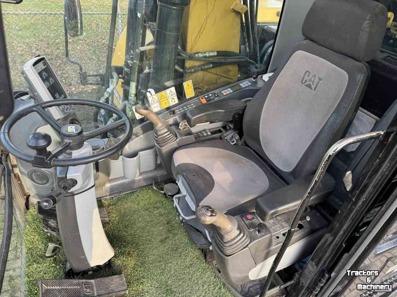 Excavator mobile Caterpillar m313d Mobiele kraan