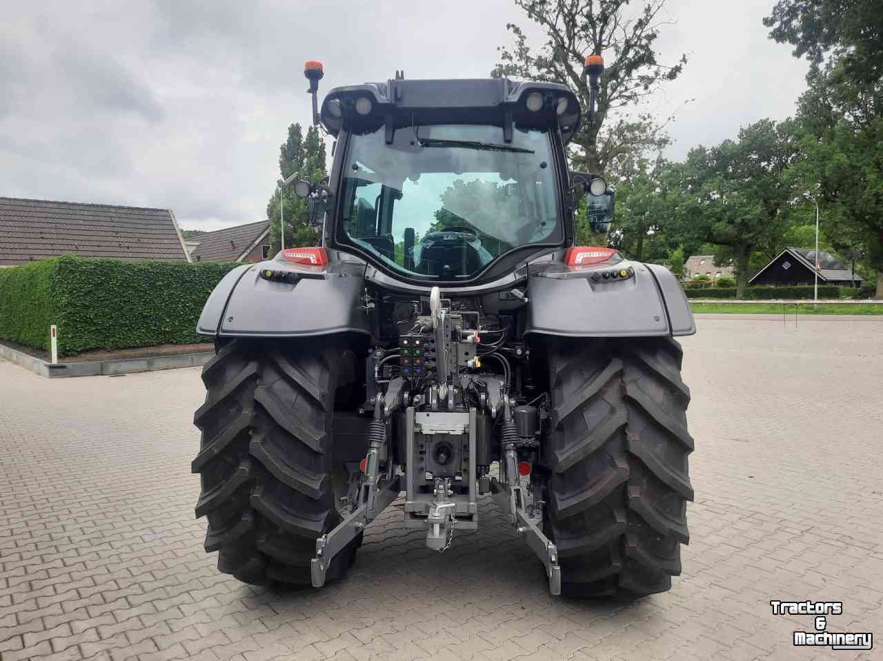 Tractor Valtra N155 Active