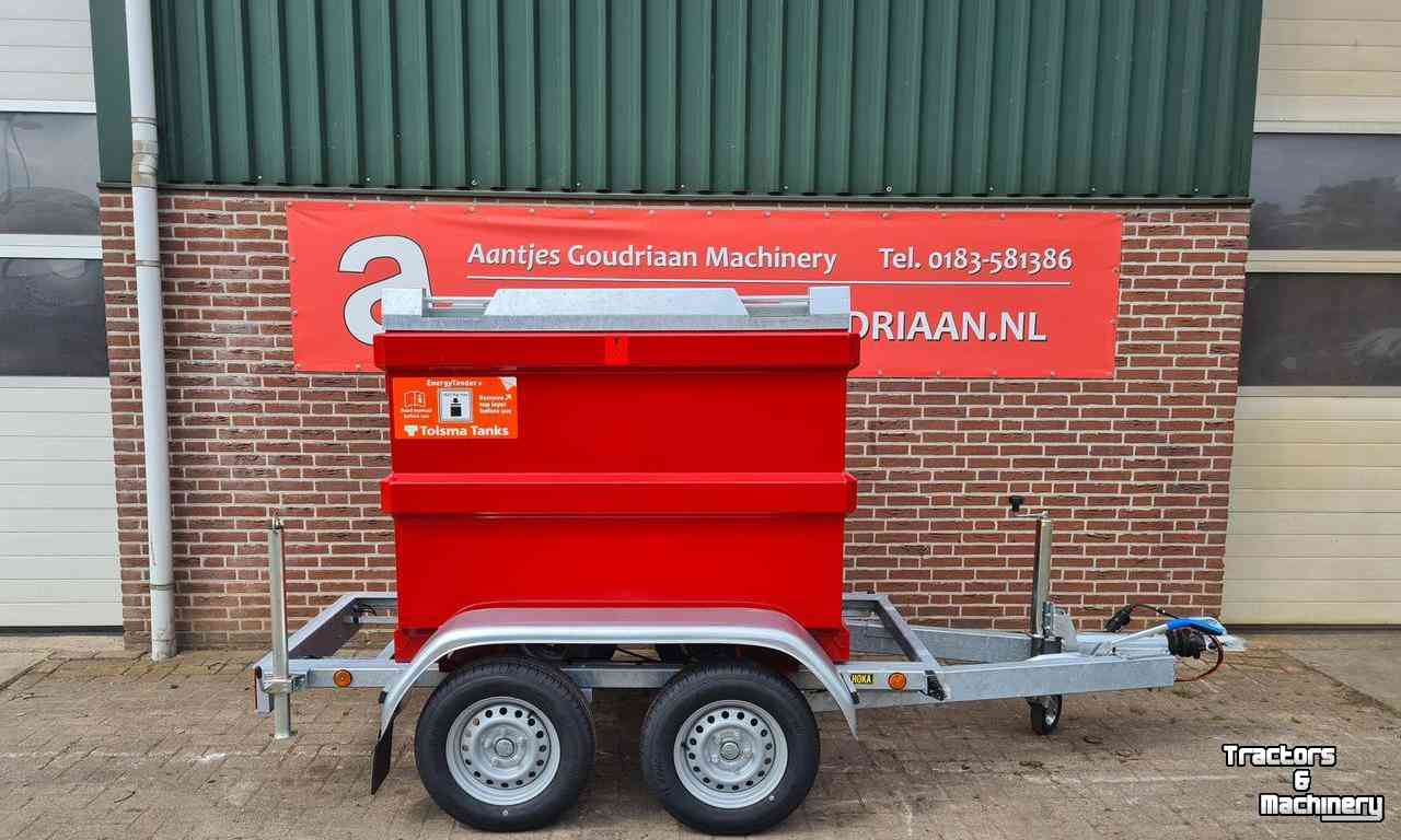 Other agricultural transport equipment and accessories  Snelverkeer tankwagen geremd - IBC op tandemas
