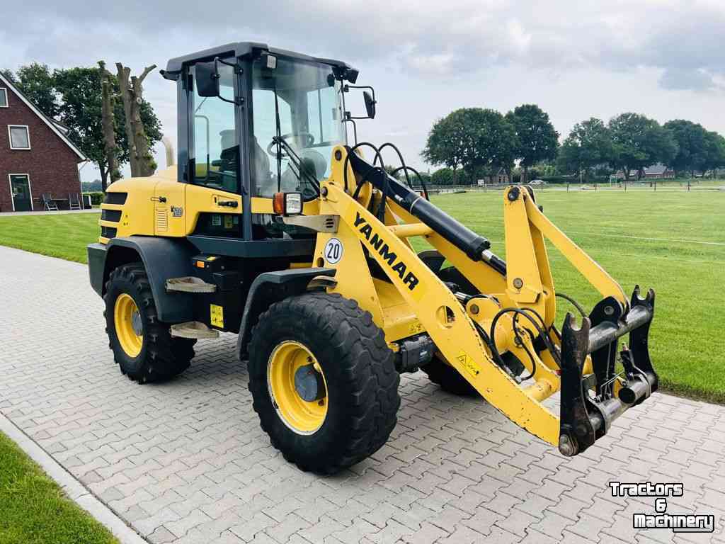 Wheelloader Yanmar V120 / Terex 120 Shovel