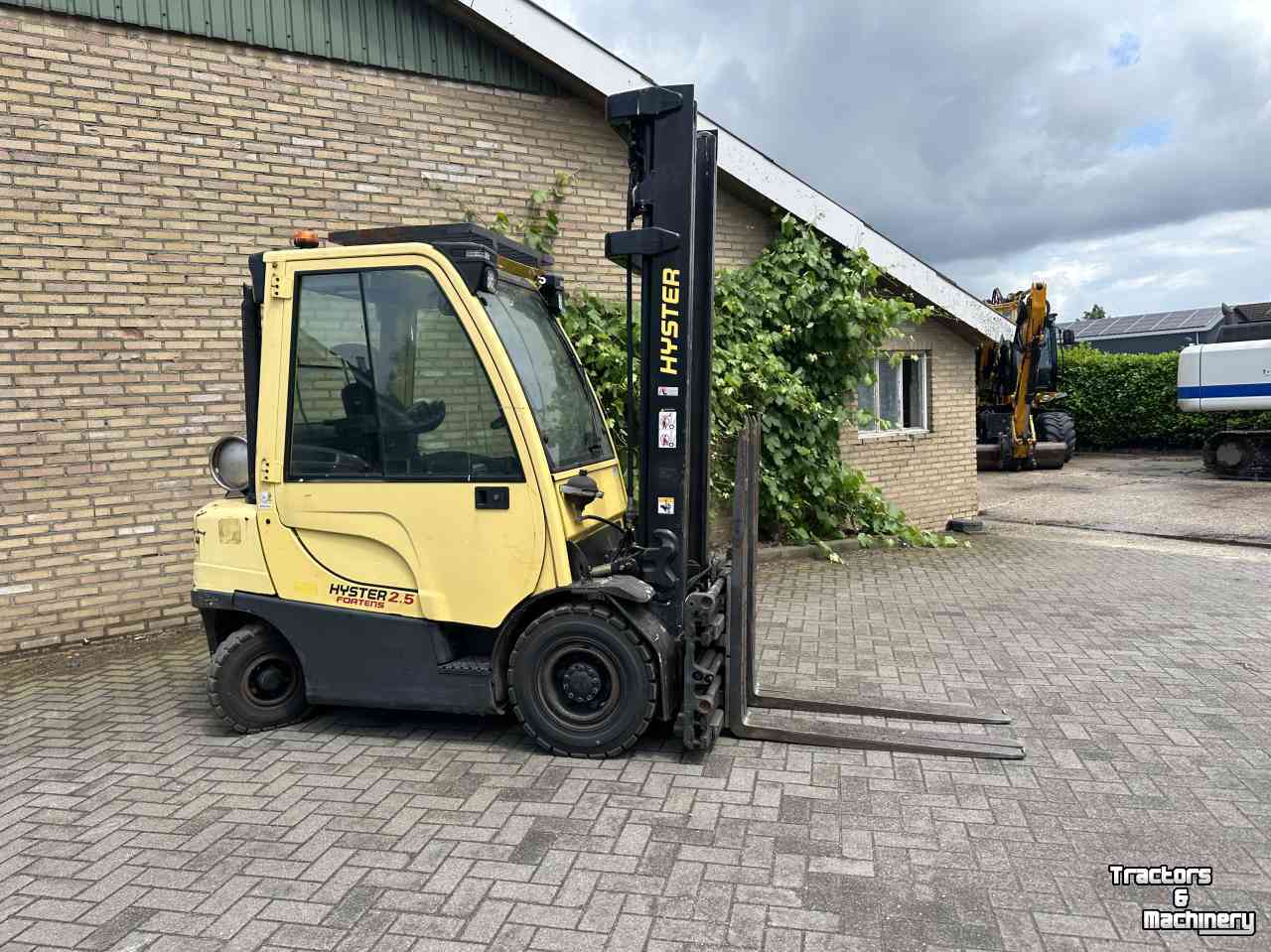 Forklift Hytec 2.5 Fortens