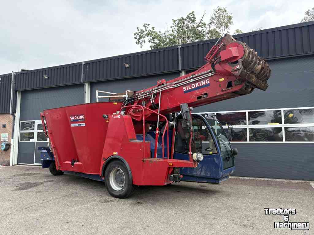 Self-propelled feed mixer Siloking Zelfrijder Duo 16 CBM