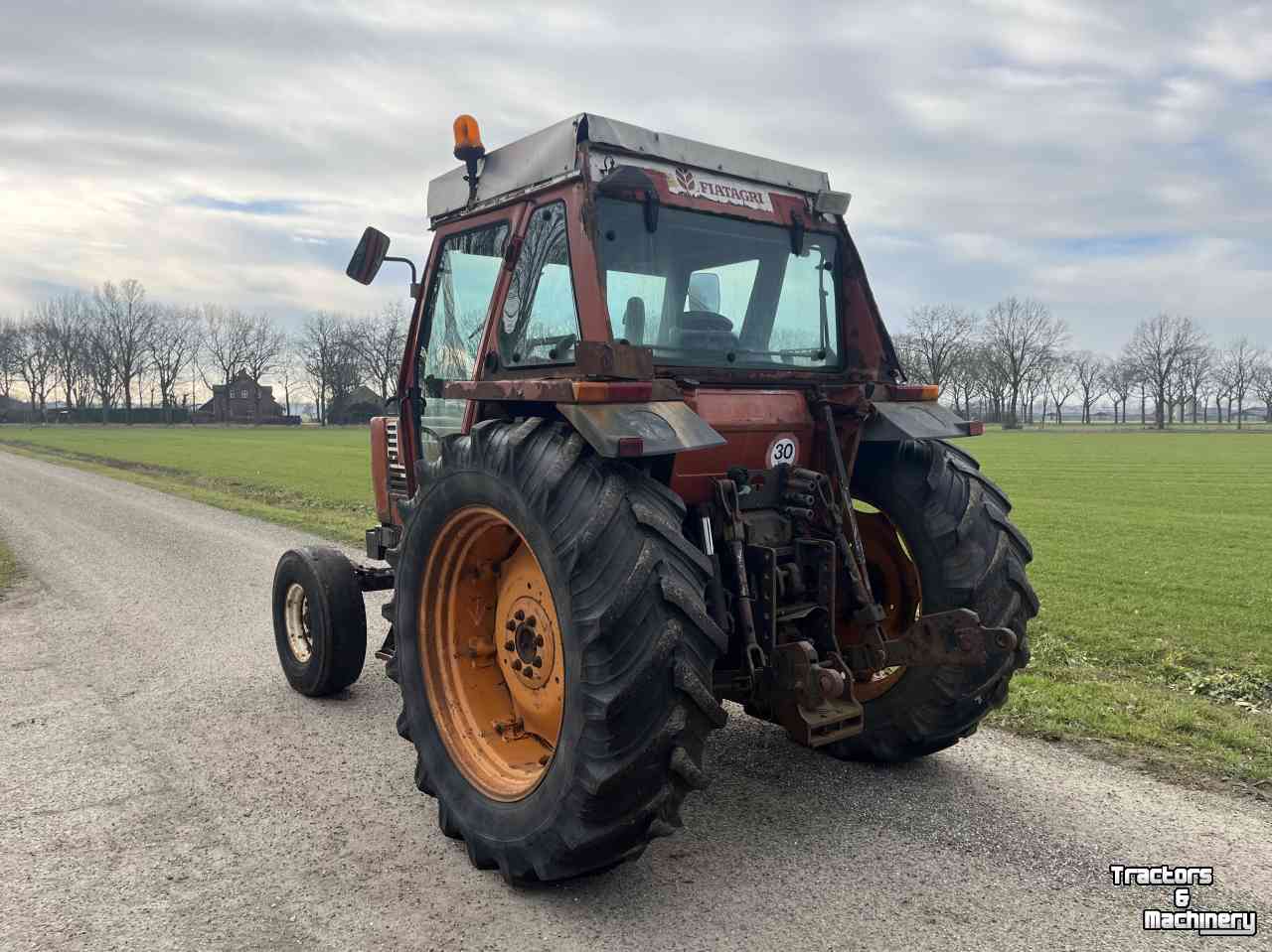 Tractor Fiat 90-90