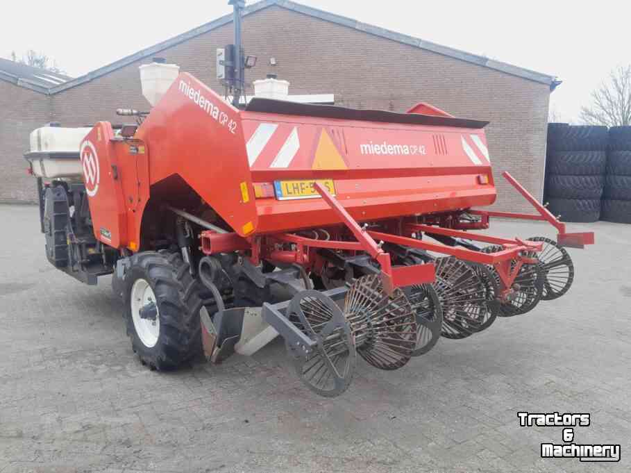 Potato planter Miedema CP 42 4 rij pootmachine