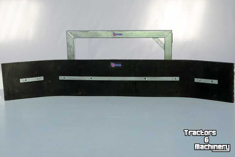 Rubber yard scraper Qmac Slijkschuif aanbouw Merlo