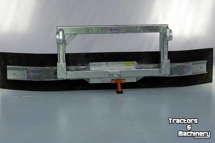Rubber yard scraper Qmac Slijkschuif aanbouw Merlo