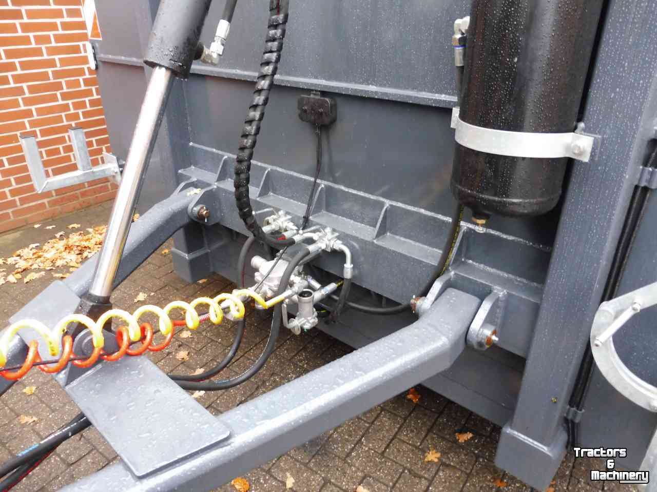 Container  Wernsmann Gülle Feldrand-Container