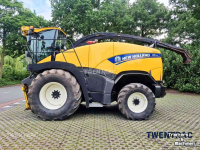 Forage-harvester New Holland FR 700