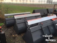 Loading buckets Merlo tre emme