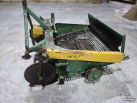 Potato harvester  Dax Voorraadrooier
