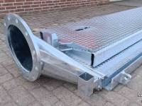 Other earthmoving and heavy equipment and accessories  Leidingdrempel / road ramp
