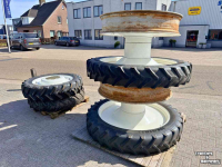 Wheels, Tyres, Rims & Dual spacers BKT 320/85R36 + 300/95R52