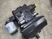 Diverse new spare-parts  rijpomp shovel bondioli pavesi