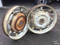 Wheels, Tyres, Rims & Dual spacers Ford 8-48
