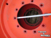 Wheels, Tyres, Rims & Dual spacers Fendt Velgen 10 gaats 15x28 inch