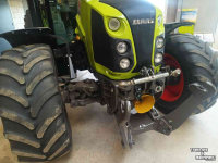 Tractor Claas Arion 420