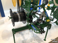 Other irrigation equipment and accessories  MOM druppelslang oprolmachine hergebruik/recycle