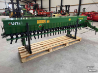 Seed drill Unia P25