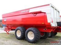 Dumptrailer Beco Landbouwkipwagen
