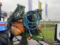 Fieldsprayer pull-type Amazone UX 4200 super