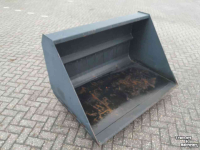 Front-end loader  Volumebak 150 cm   euro aansluiting