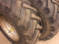 Wheels, Tyres, Rims & Dual spacers Galaxy 11.5/80X15.3 75%