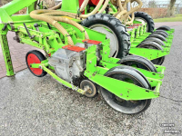 Seed drill Vicon 3x1,50 (5 rij per bed)