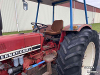 Horticultural Tractors International 633 4wd