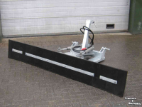 Other attachments and accessories  Euro apaptor naar 3 punts ( schaven )