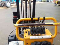 Tracked Earth-dumper JCB Rupsdumper