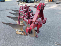 Ploughs Kongskilde Variant 16"