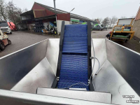 Other conveying equipment and accessories  Natte bunker elevator, RVS