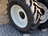 Wheels, Tyres, Rims & Dual spacers Vredestein Nieuw set compleet op verstelbare velgen  440/65R28 en 540/65R38