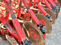Seed drill Hassia DU100 Schijvenzaaimachine