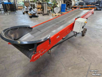 Conveyor  Transportband 700x4200 op wielstel
