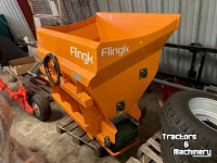 Sawdust spreader for boxes Flingk KSS 1015