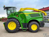 Forage-harvester John Deere 8400