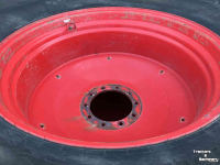 Wheels, Tyres, Rims & Dual spacers Fendt 650/75 X 42 + 600/70 X 30 op spoor 225 cm