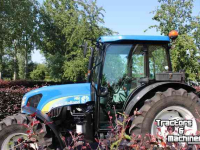 Tractor New Holland T4050