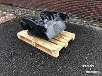 Front-hitch & Pto Valtra Fronthef / Frontlift / Front-hef voor Q-serie