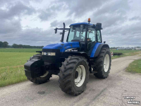 Tractor New Holland TM140
