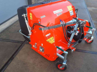 Spike roller Kubota Koala 1200 klepelmaaier- vertikuteermachine   verticuteer peruzzo- kubota