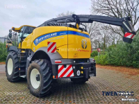 Forage-harvester New Holland FR 920
