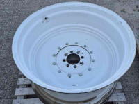 Wheels, Tyres, Rims & Dual spacers  20x38 inch wielen, vaste velg met verloopschijven