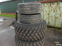 Wheels, Tyres, Rims & Dual spacers BKT 580/65r22,5 en 340/65r18