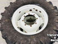 Wheels, Tyres, Rims & Dual spacers Trelleborg 480/65x28 TM 800