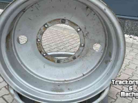 Wheels, Tyres, Rims & Dual spacers  28x14 Inch