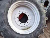 Wheels, Tyres, Rims & Dual spacers Trelleborg 420/70X30 60% TM 700