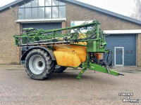 Fieldsprayer pull-type Amazone UX 4200