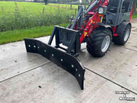 Rubber yard scraper Weidemann rubberschuif 2.0m